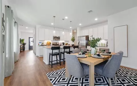 Entry Way - 3610 Compass Pointe Ct, Angleton, TX 77515 photo 9 of 11