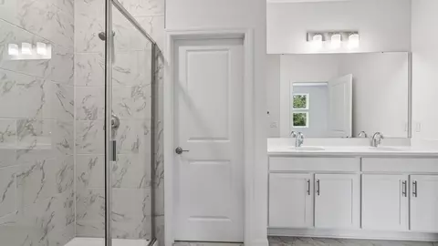 Bath - 607 Silver Stream Ct, Brandon, FL 33511 photo 6 of 7