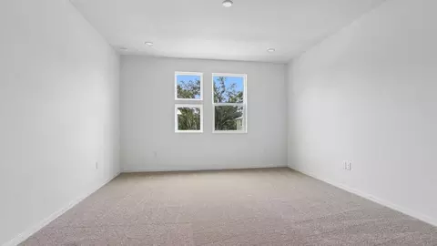 Bedroom - 607 Silver Stream Ct, Brandon, FL 33511 photo 5 of 11