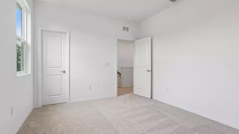 Bedroom - 607 Silver Stream Ct, Brandon, FL 33511 photo 2 of 11