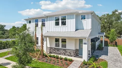 Exterior - 607 Silver Stream Ct, Brandon, FL 33511 photo 3 of 9