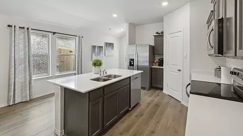 Kitchen - 120 Pheasant Run Rd, Terrell, TX 75160 photo 1 of 10