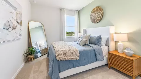 Bedroom - 17123 James Trl, Parrish, FL 34219 photo 3 of 5