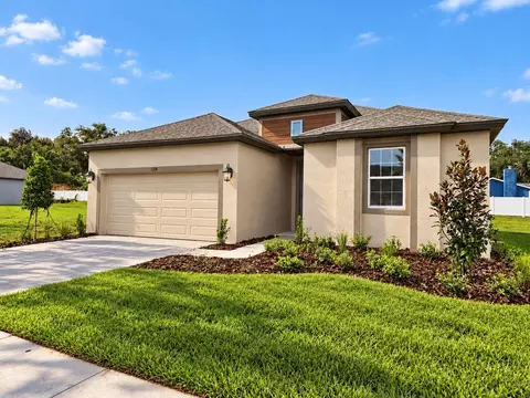 Exterior - 1247 Honeycomb Pl, Seffner, FL 33584 photo 4 of 5