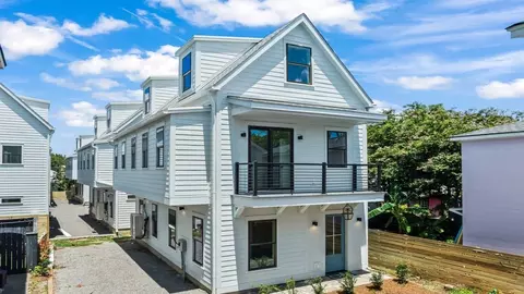 22 Nats Ct, Charleston, SC 29403