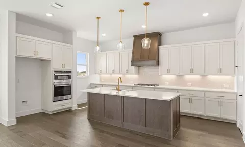 Kitchen - 2224 Switchgrass Dr, Argyle, TX 76226 photo 2 of 4