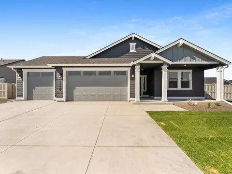 11225 Bluefield Dr, Caldwell, ID 83605