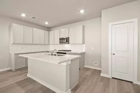 Kitchen - 12048 Moonlight Path Dr, Conroe, TX 77304 photo 1 of 6