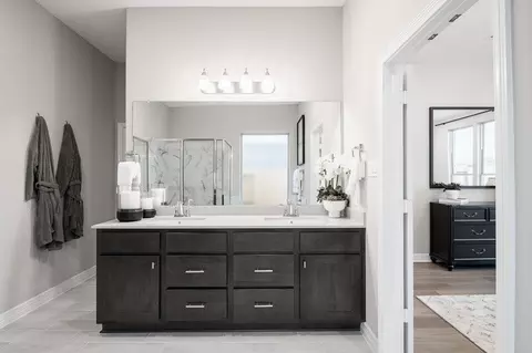 Bath - 4687 Bridgewood Dr, Spring, TX 77386 photo 2 of 10