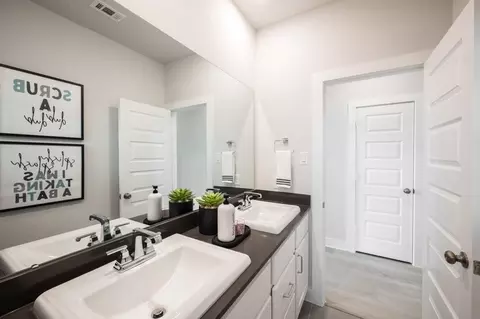 Bath - 4687 Bridgewood Dr, Spring, TX 77386 photo 10 of 10