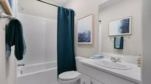 Bath - 39228 Montoro Way, Indio, CA 92203 photo 3 of 7
