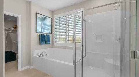 Bath - 39228 Montoro Way, Indio, CA 92203 photo 2 of 7