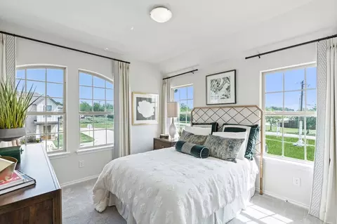 Bedroom - 4002 Avion Dr, Sanger, TX 76266 photo 10 of 13