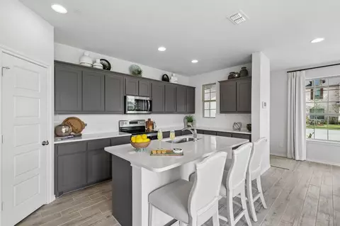 Kitchen - 4002 Avion Dr, Sanger, TX 76266 photo 6 of 11