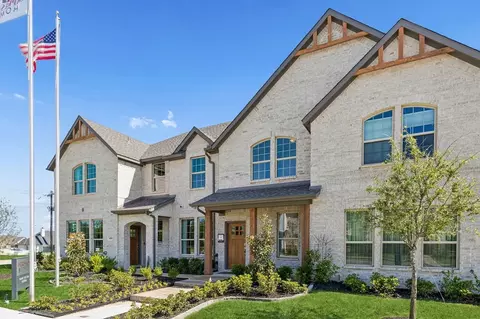Exterior - 4002 Avion Dr, Sanger, TX 76266 photo 3 of 9