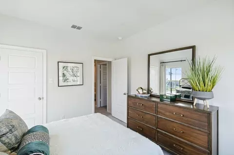 Bedroom - 4002 Avion Dr, Sanger, TX 76266 photo 11 of 13