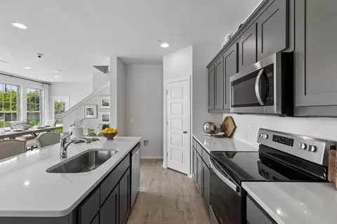 Kitchen - 4002 Avion Dr, Sanger, TX 76266 photo 9 of 11