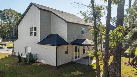 Exterior - 219 Creek Pointe Dr, Moncks Corner, SC 29461 photo 7 of 9