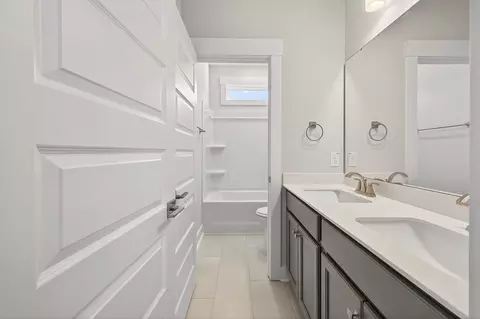 Bath - 219 Creek Pointe Dr, Moncks Corner, SC 29461 photo 6 of 12