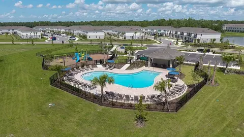 Exterior - 13228 Stable Pl, Parrish, FL 34219 photo 3 of 12