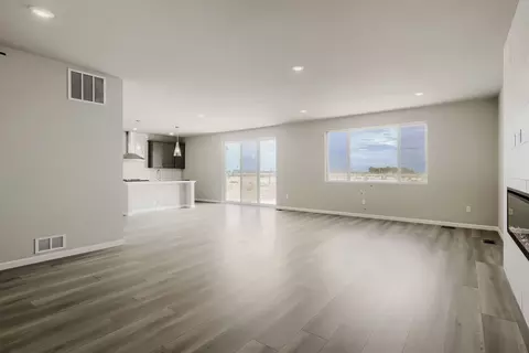 Living - 653 Noola St, Windsor, CO 80550 photo 2 of 5