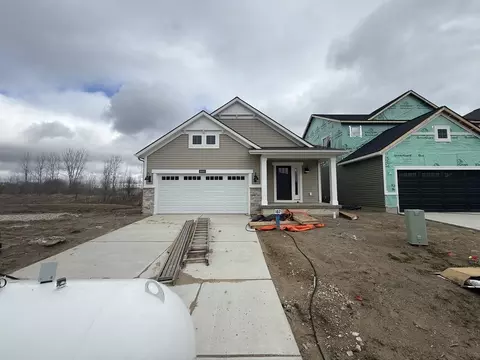 6689 Castleton Dr, Grand Ledge, MI 48837