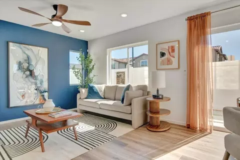 Living - 407 River Terrace Dr, Lompoc, CA 93436 photo 3 of 6