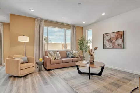 Living - 407 River Terrace Dr, Lompoc, CA 93436 photo 5 of 6