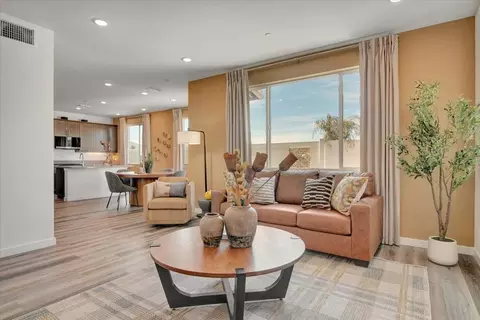 Living - 407 River Terrace Dr, Lompoc, CA 93436 photo 4 of 6