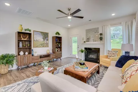 Living - 5013 Tullamore Dr, Aiken, SC 29801 photo 2 of 2
