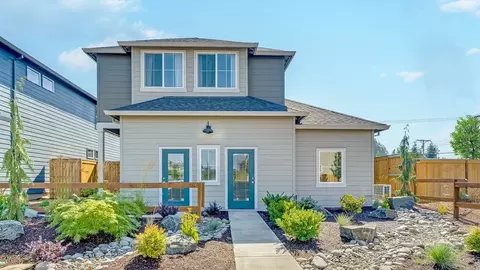 2343 30th Pl, Springfield, OR 97477