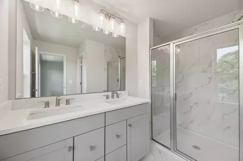 Bath - 9730 Gaelic Pl, Waldorf, MD 20601 photo 3 of 16