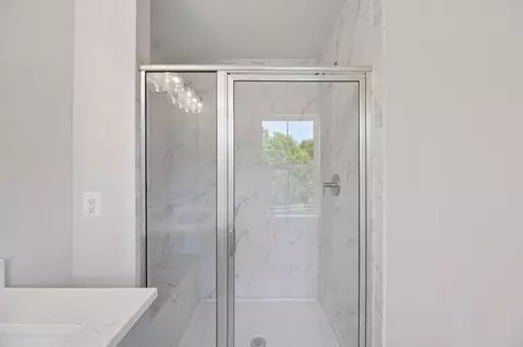 Bath - 9730 Gaelic Pl, Waldorf, MD 20601 photo 5 of 16
