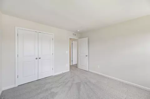 Bedroom - 9730 Gaelic Pl, Waldorf, MD 20601 photo 7 of 22