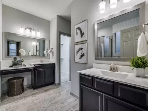 Bath - 16418 Cedarveil Ct, Conroe, TX 77302 photo 1 of 3