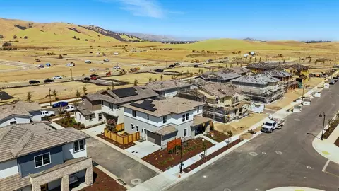 View/Area - 2441 Cinnabar Dr, Fairfield, CA 94533 photo 1 of 11