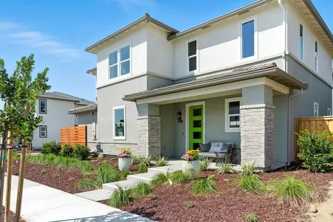 Exterior - 2441 Cinnabar Dr, Fairfield, CA 94533 photo 3 of 27