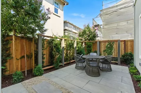 Exterior - 2441 Cinnabar Dr, Fairfield, CA 94533 photo 7 of 27