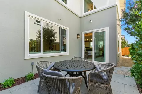 Exterior - 2441 Cinnabar Dr, Fairfield, CA 94533 photo 8 of 27