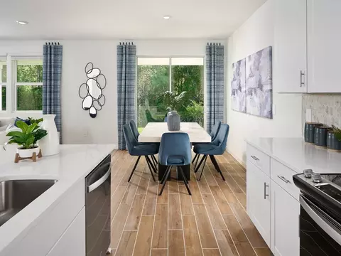 Dining - 7378 Everett Forest Dr, Jacksonville, FL 32219 photo 3 of 4