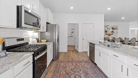 Kitchen - 75 Archers Brook Dr, Springville, AL 35146 photo 5 of 6