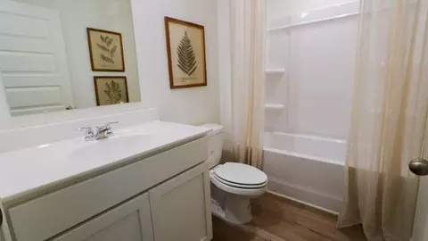 Bath - 75 Archers Brook Dr, Springville, AL 35146 photo 4 of 4