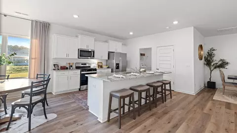 Kitchen - 75 Archers Brook Dr, Springville, AL 35146 photo 4 of 6