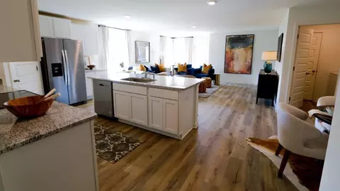 Entry Way - 75 Archers Brook Dr, Springville, AL 35146 photo 3 of 9