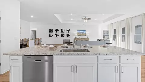 Kitchen - 75 Archers Brook Dr, Springville, AL 35146 photo 6 of 6