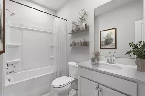 Bath - 3223 Zeppelin Ln, Sumter, SC 29154 photo 4 of 4