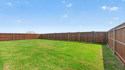 Exterior - 16828 Stack St, Justin, TX 76247 photo 6 of 8