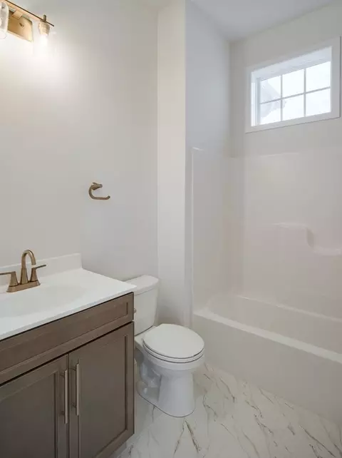 Bath - Orange Tree Lane, Westminster, MD 21157 photo 2 of 6