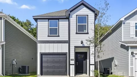 305 Tall Cedar Way, Princeton, TX 75407