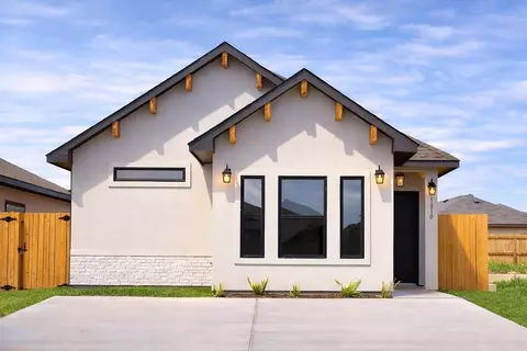 1810 Port Louisiana Lp, Laredo, TX 78045